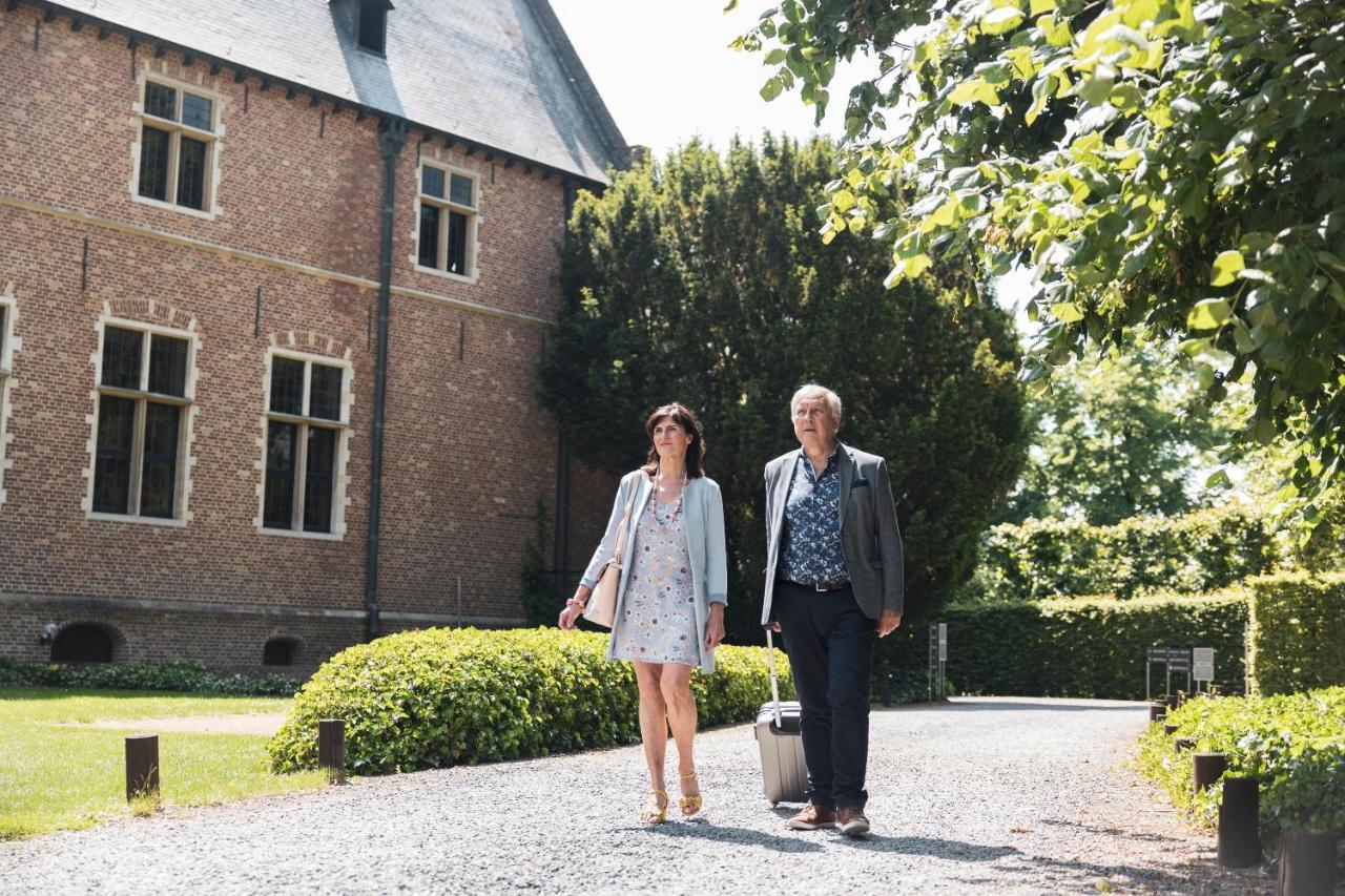 Priorij Corsendonk Hotel Oud-Turnhout ภายนอก รูปภาพ